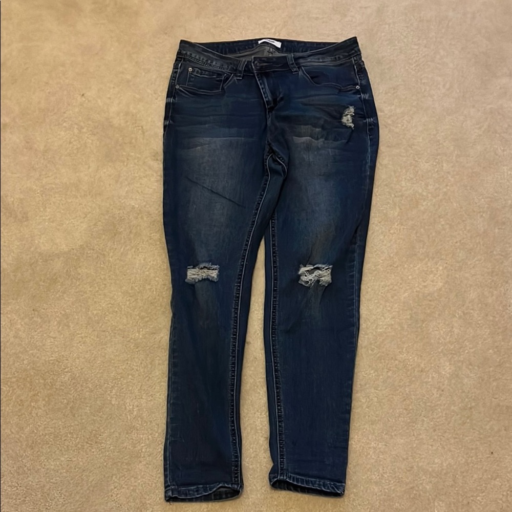 Stylish Blue Distressed Skinny Jeans